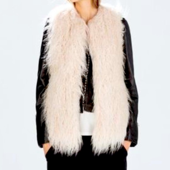 Zara Jackets & Blazers - 🐏ZARA🐏TRAFALUC FAUX MONGOLIAN VEST ❄️❄️❄️❄️❄️❄️❄️❄️❄️❄️❄️❄️